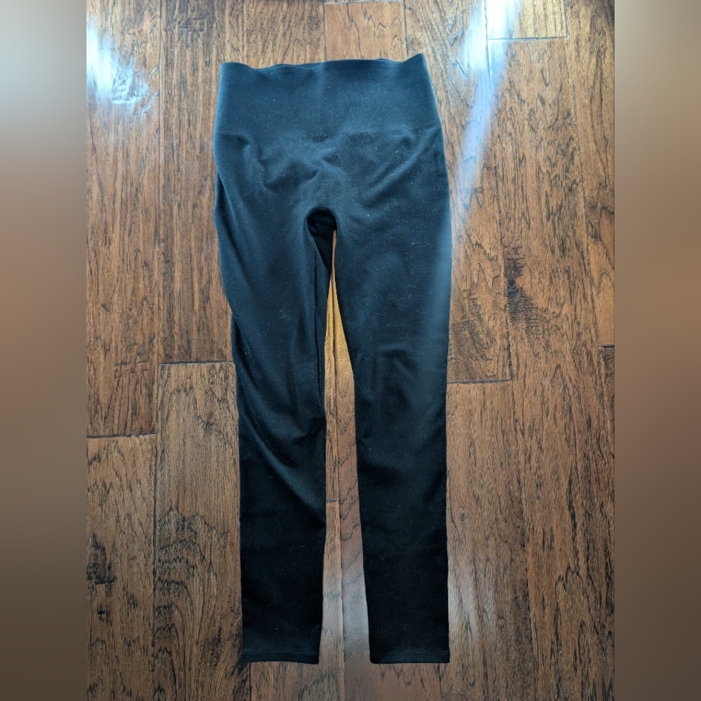 Spanx Black Crop Leggings Size Small